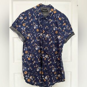 Kenneth Cole Men’s Short Sleeved Button Down Shirt